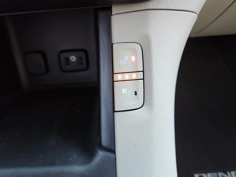 GMC Acadia Denali FWD 2017