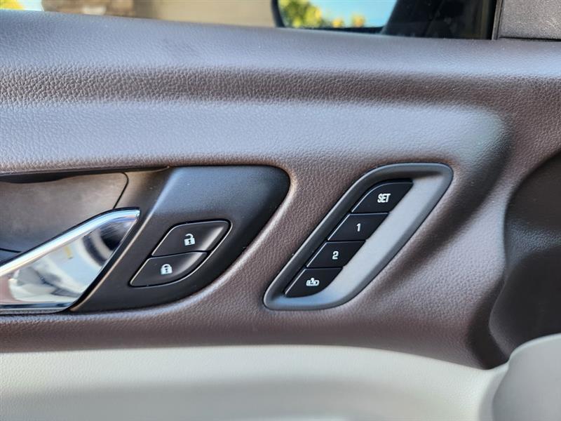 GMC Acadia Denali FWD 2017