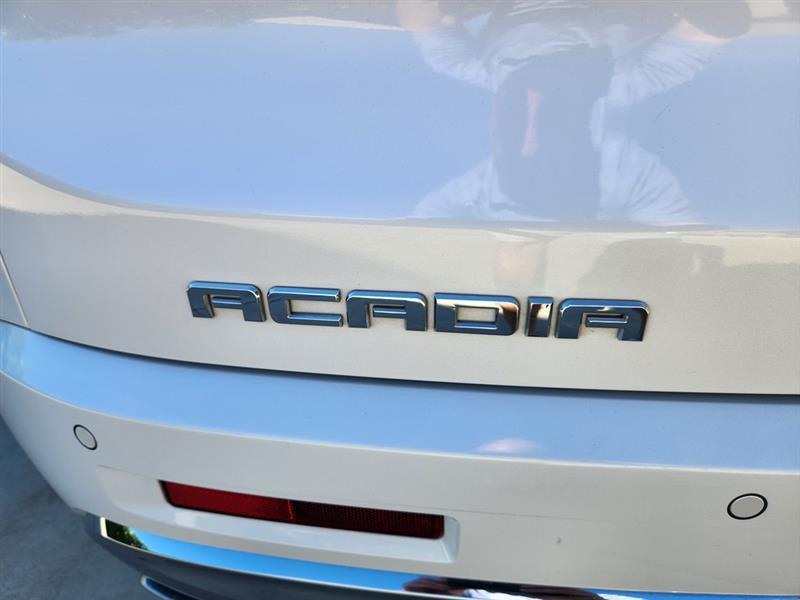 GMC Acadia Denali FWD 2017