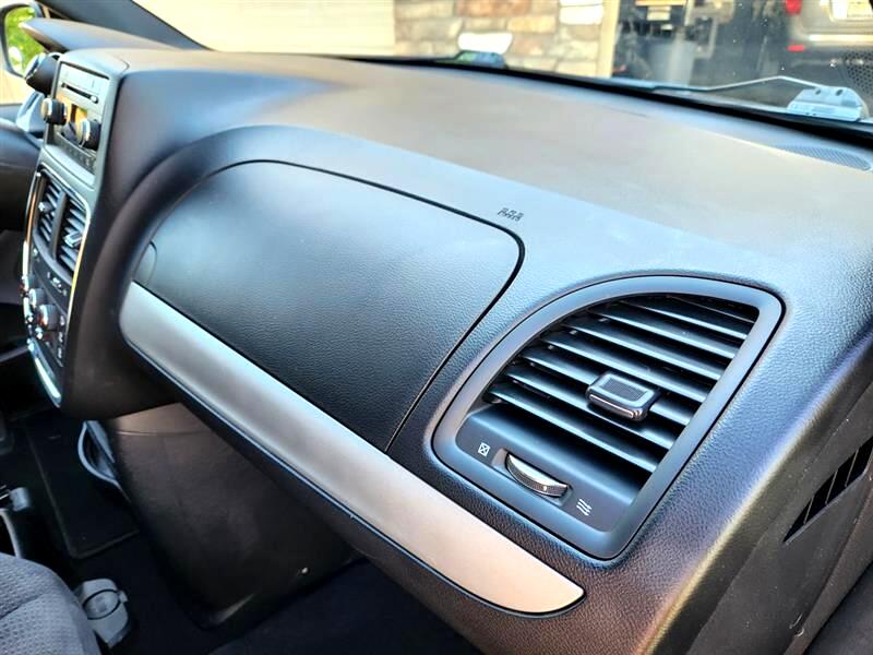 Dodge Grand Caravan SE 2014