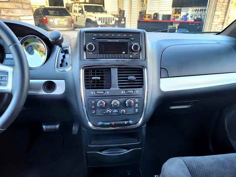 Dodge Grand Caravan SE 2014