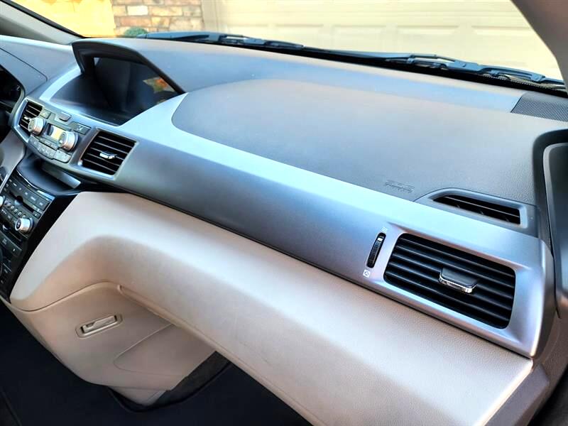Honda Odyssey Touring 2013