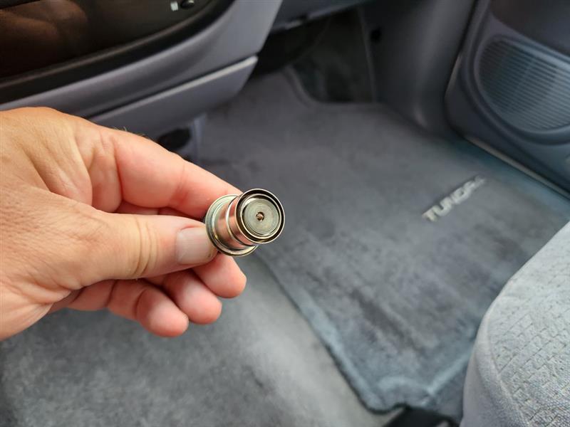 Toyota Tundra Limited Access Cab 2WD 2000