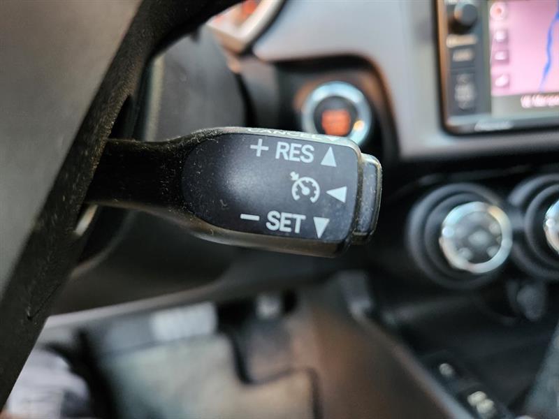 Scion tC Sports Coupe 6-Spd AT 2014