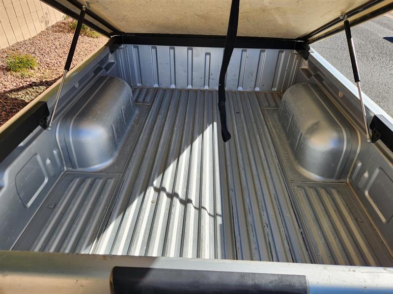 Nissan Frontier XE King Cab 2WD 2001