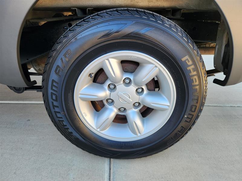 Nissan Frontier XE King Cab 2WD 2001