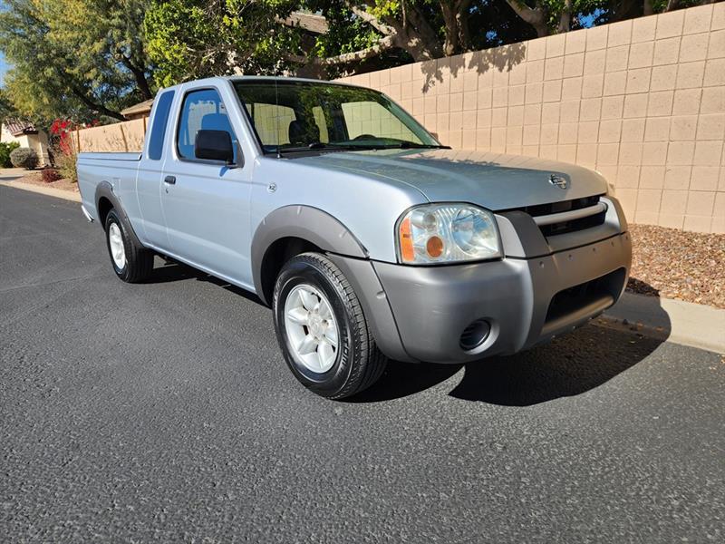2001 Nissan Frontier XE King Cab 2WD