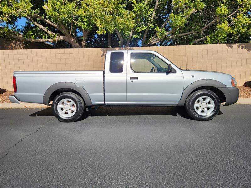 Nissan Frontier XE King Cab 2WD 2001