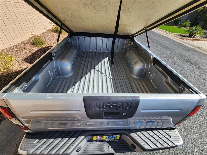 Nissan Frontier XE King Cab 2WD 2001