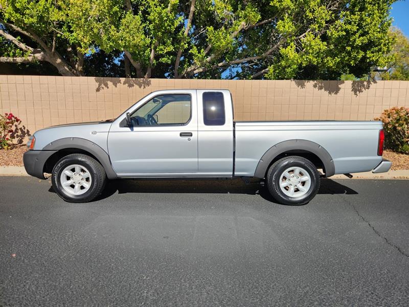 Nissan Frontier XE King Cab 2WD 2001