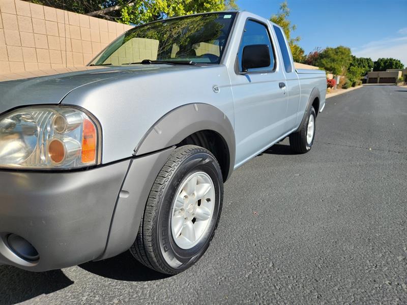 Nissan Frontier XE King Cab 2WD 2001