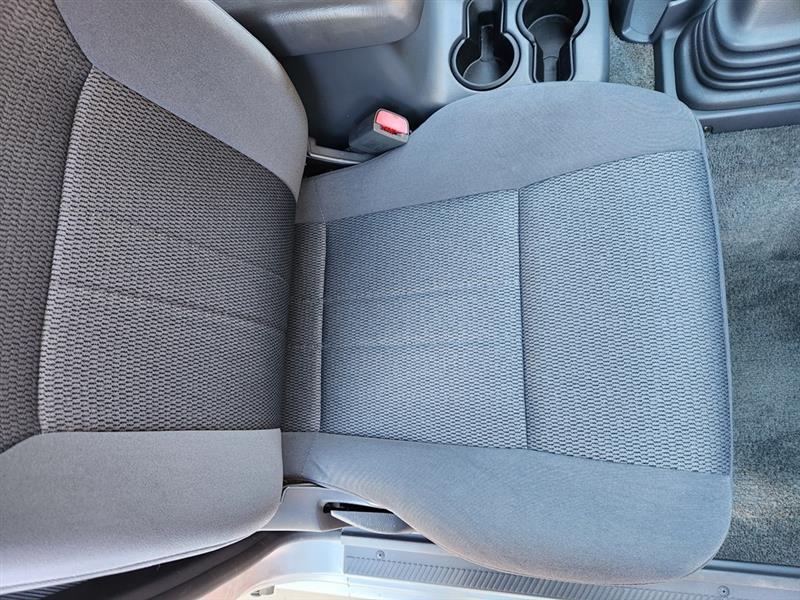 Nissan Frontier XE King Cab 2WD 2001