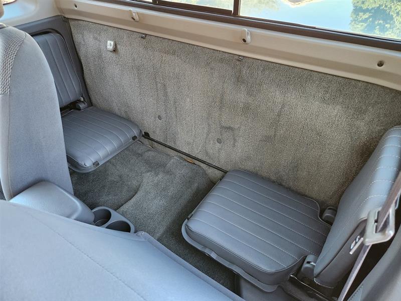 Nissan Frontier XE King Cab 2WD 2001