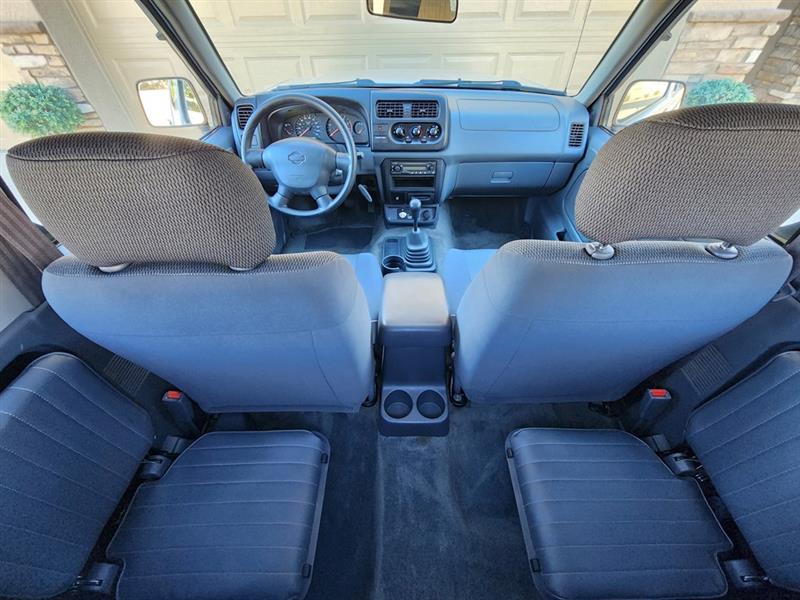 Nissan Frontier XE King Cab 2WD 2001