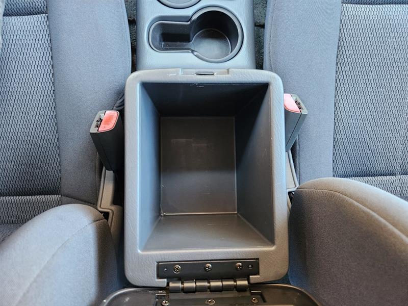 Nissan Frontier XE King Cab 2WD 2001