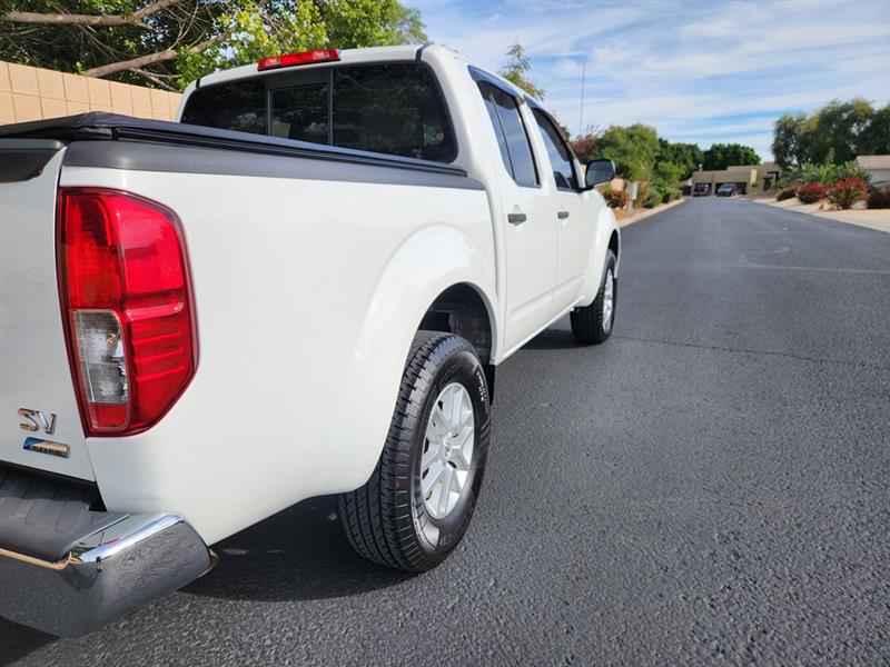 Nissan Frontier S Crew Cab 5AT 2WD 2017