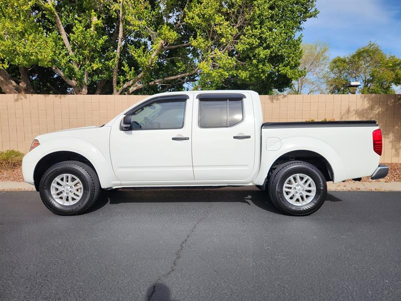 Nissan Frontier S Crew Cab 5AT 2WD 2017