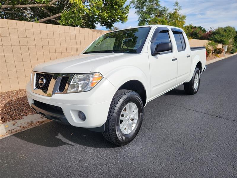 Nissan Frontier S Crew Cab 5AT 2WD 2017