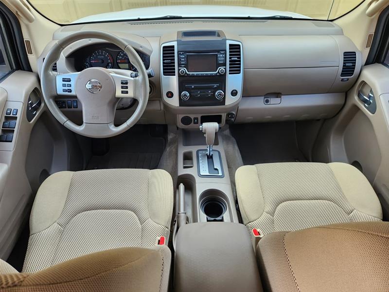 Nissan Frontier S Crew Cab 5AT 2WD 2017