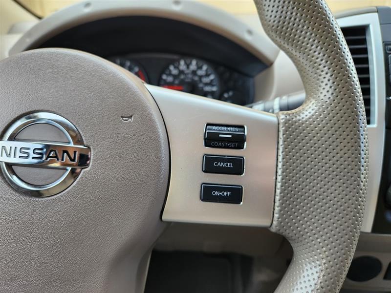 Nissan Frontier S Crew Cab 5AT 2WD 2017