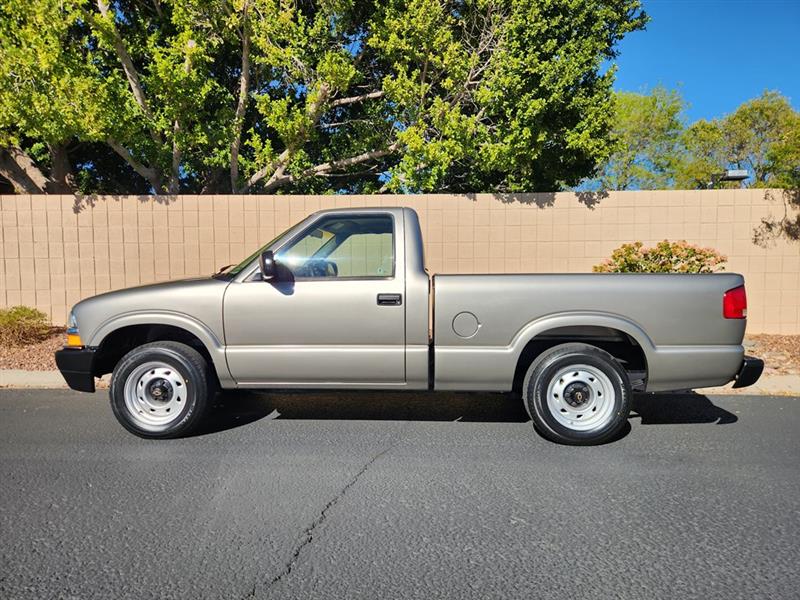 Chevrolet S10 Pickup 2WD LS 2003