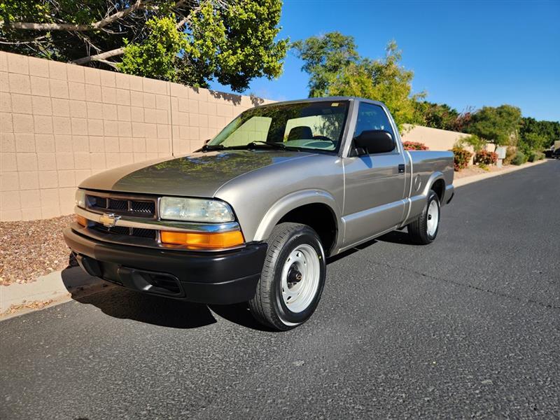 Chevrolet S10 Pickup 2WD LS 2003