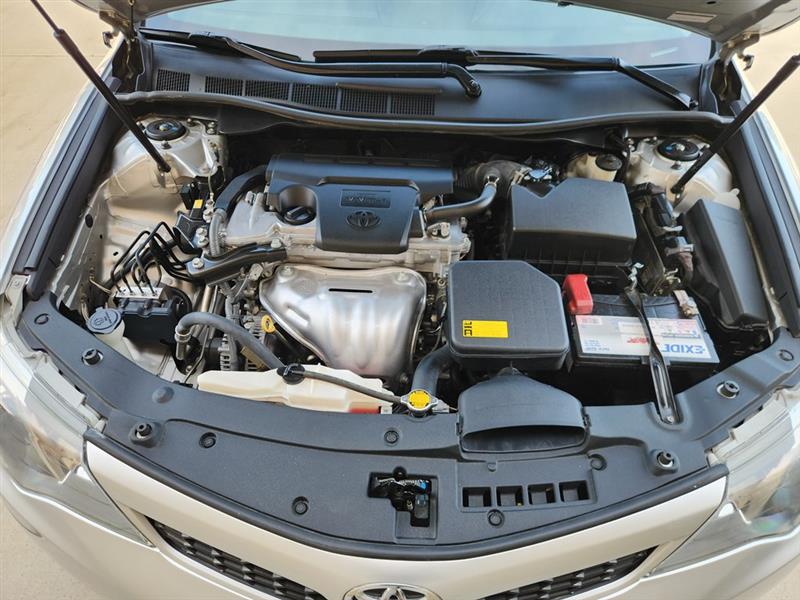 Toyota Camry SE 2013