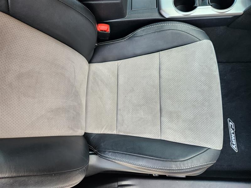 Toyota Camry SE 2013