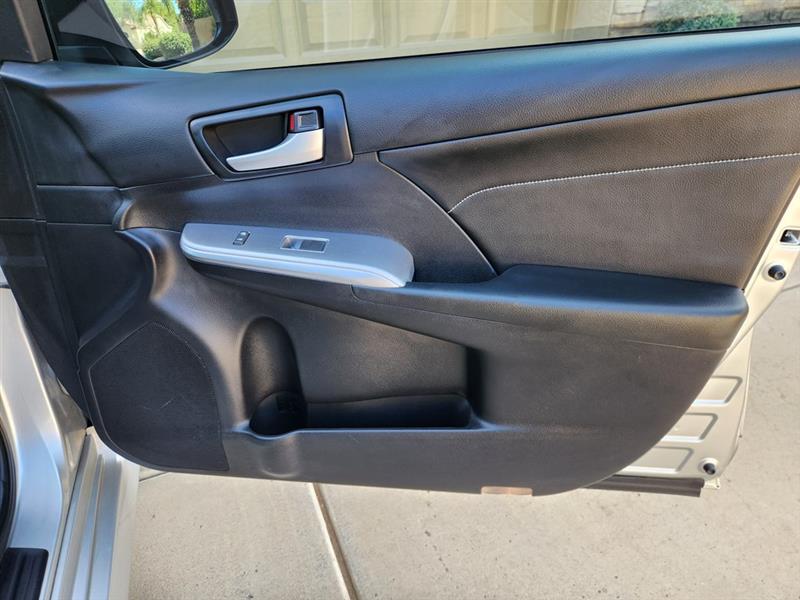 Toyota Camry SE 2013