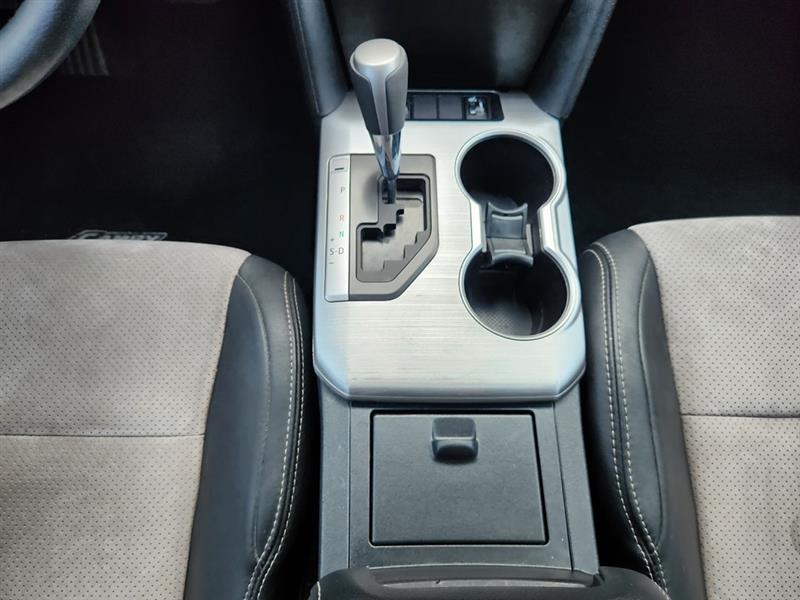 Toyota Camry SE 2013