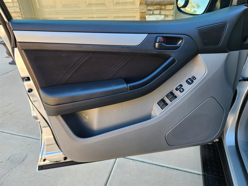 Toyota 4Runner SR5 2WD 2007