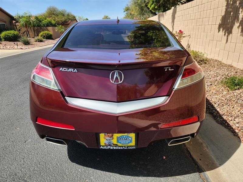 Acura TL 5-Speed AT with Tech Package 2011
