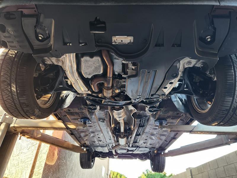 Acura TL 5-Speed AT with Tech Package 2011