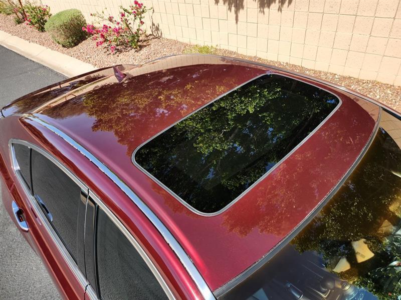 Acura TL 5-Speed AT with Tech Package 2011