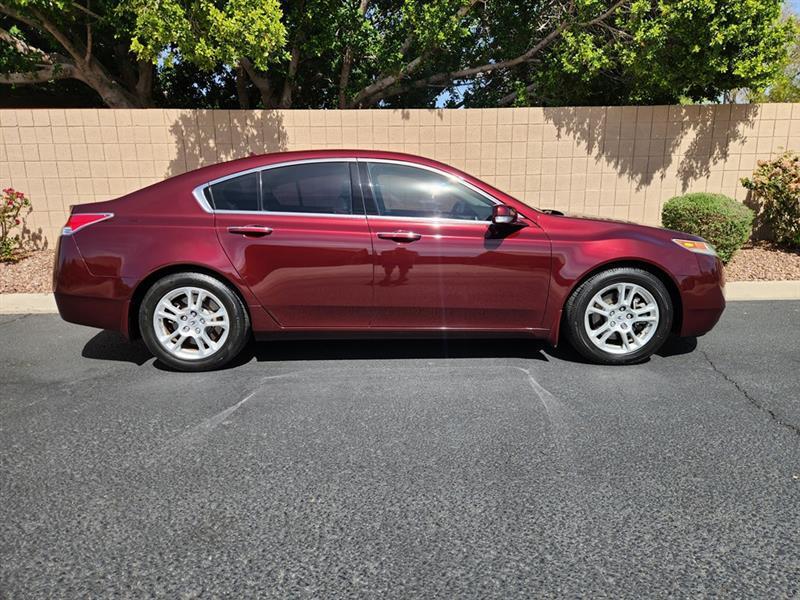 Acura TL 5-Speed AT with Tech Package 2011