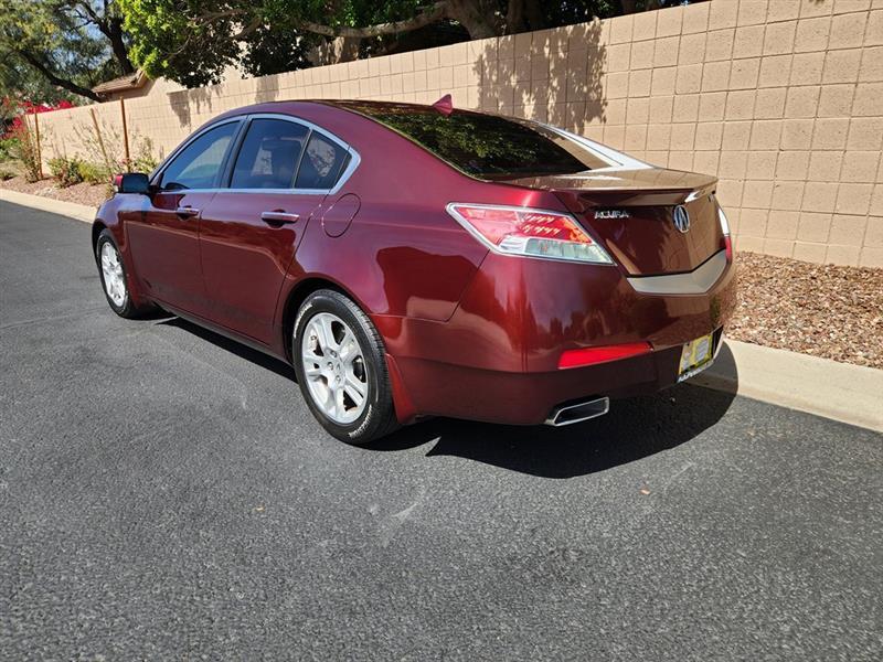 Acura TL 5-Speed AT with Tech Package 2011