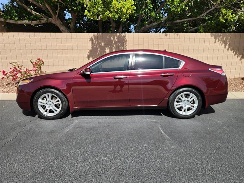 Acura TL 5-Speed AT with Tech Package 2011