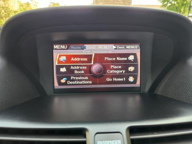 Acura TL 5-Speed AT with Tech Package 2011