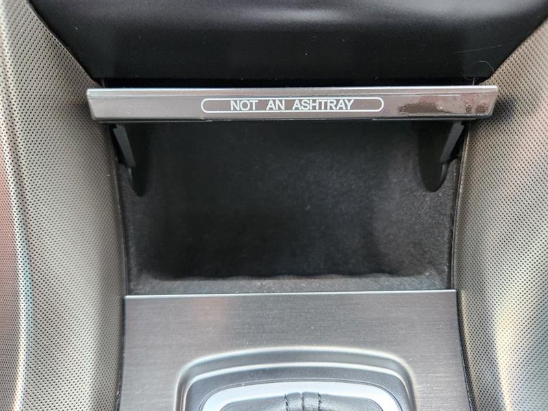Acura TL 5-Speed AT with Tech Package 2011