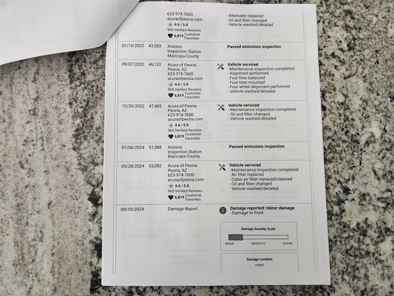 Acura TL 5-Speed AT with Tech Package 2011