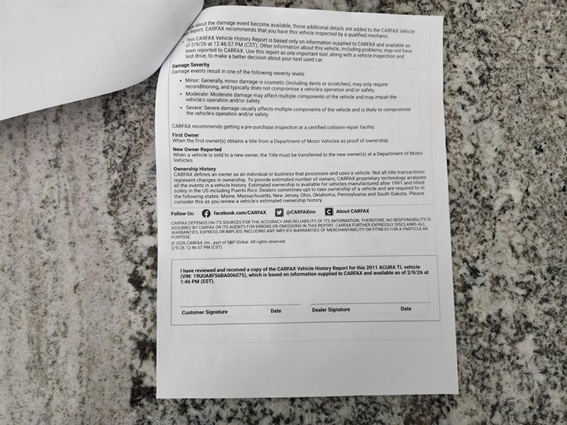 Acura TL 5-Speed AT with Tech Package 2011