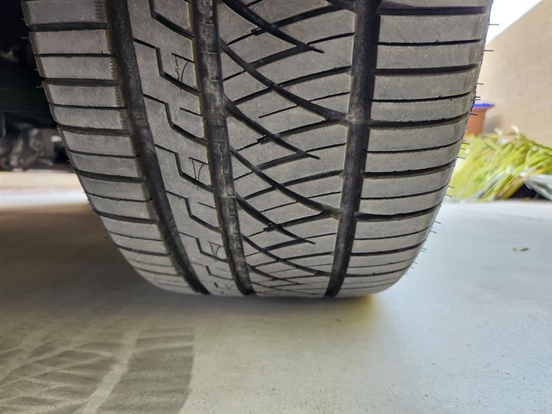 Acura TL 5-Speed AT with Tech Package 2011