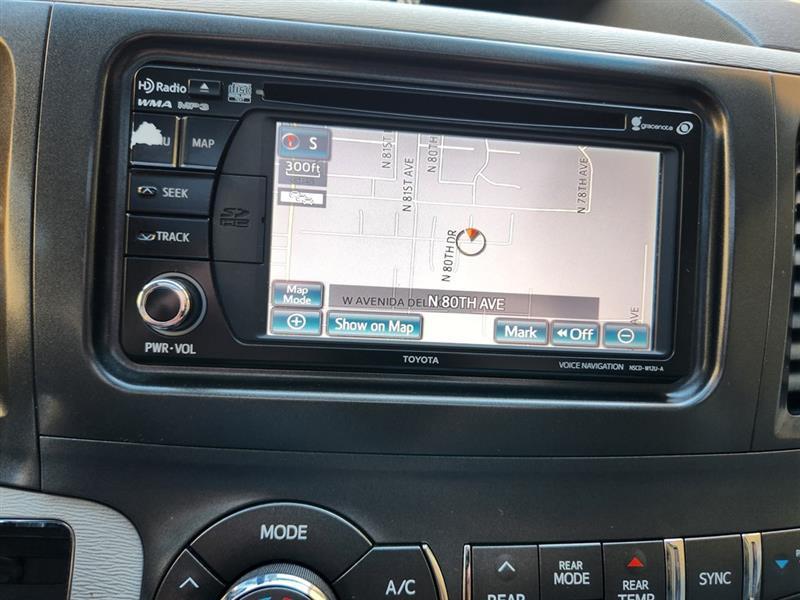 Toyota Sienna FWD 7-Passenger V6 2014