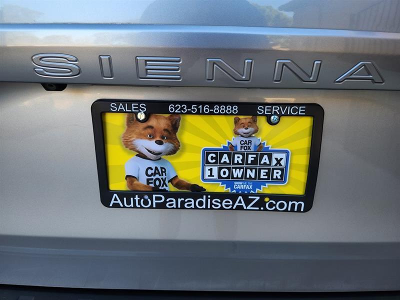 Toyota Sienna SE 8-Passenger 2014