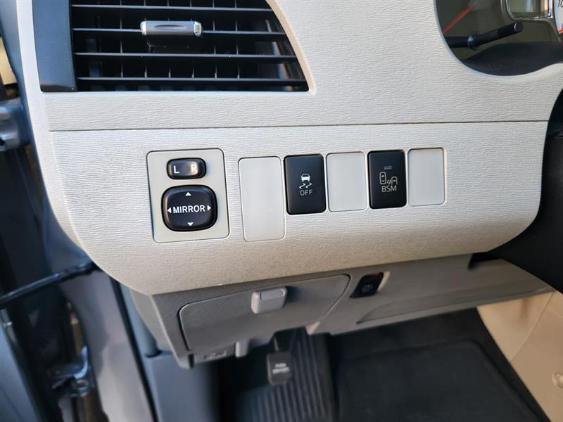 Toyota Sienna SE 8-Passenger 2014