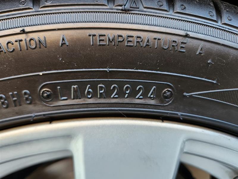 BMW 1-Series 128i Convertible 2013