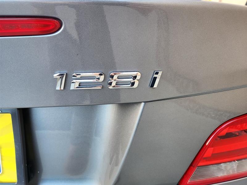 BMW 1-Series 128i Convertible 2013