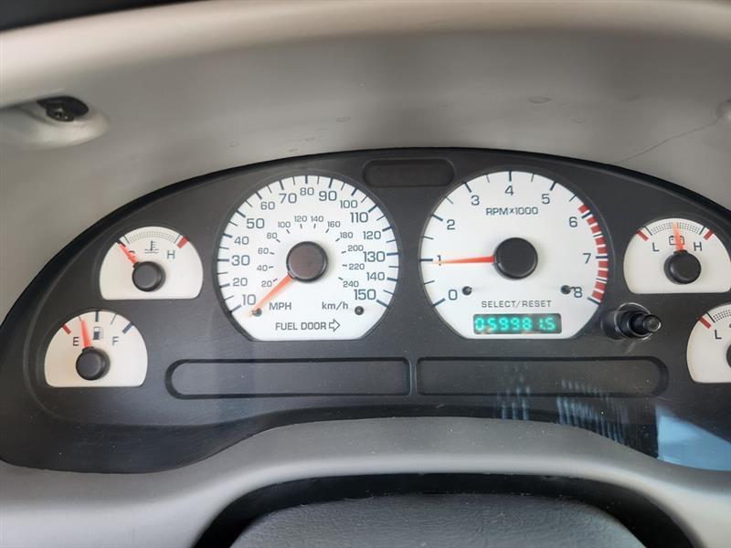 Ford Mustang GT Coupe 2000