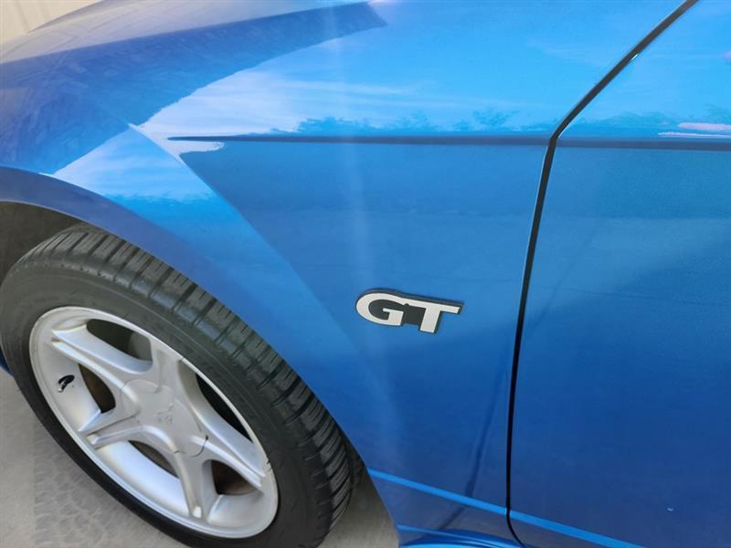 Ford Mustang GT Coupe 2000