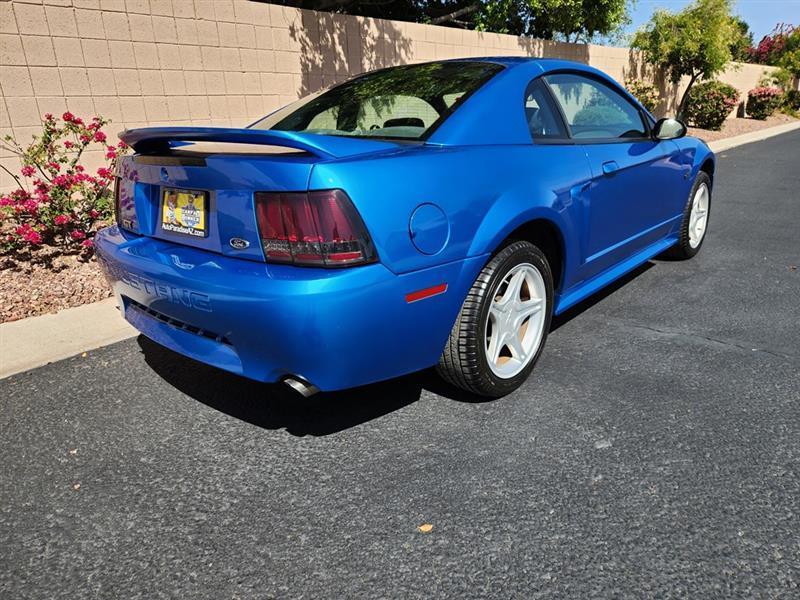Ford Mustang GT Coupe 2000